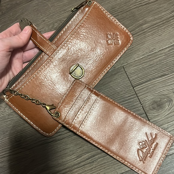 Beautiful like new Patricia nash organized with suede interior - Picture 3 of 5